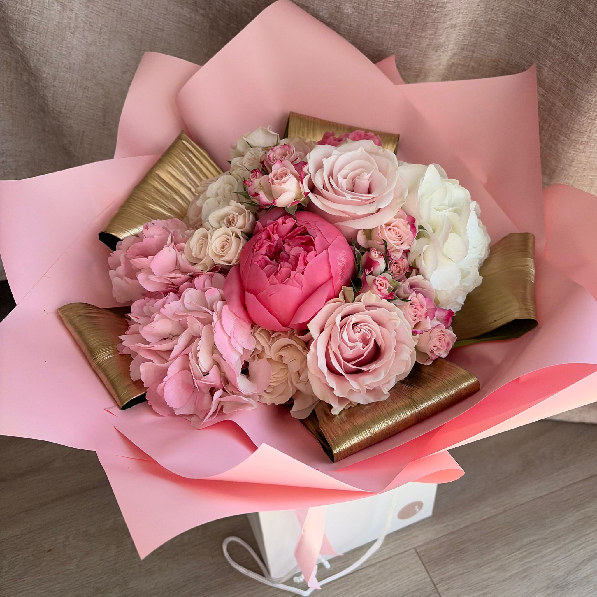 Bouquet arrangement 13