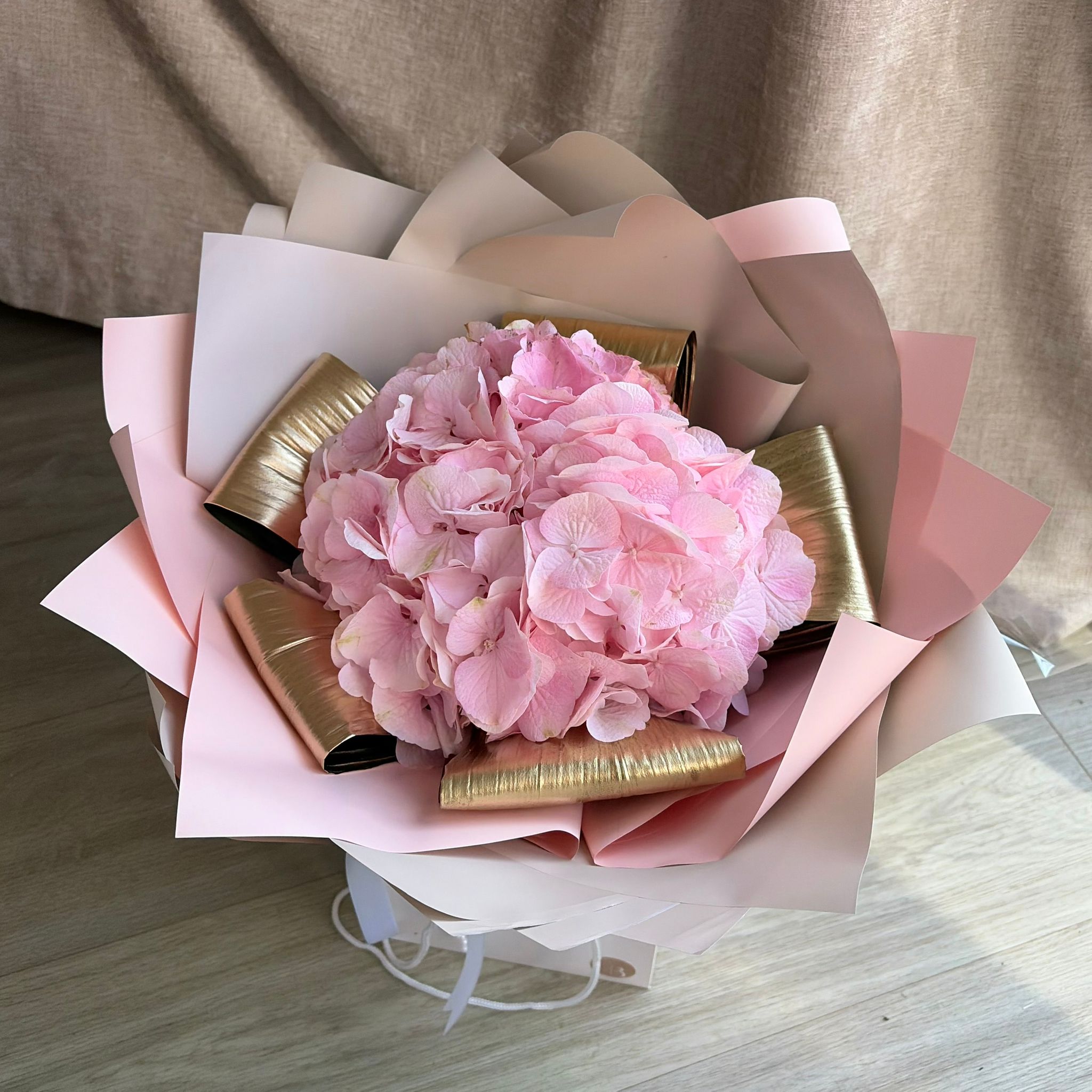 Bouquet arrangement 22