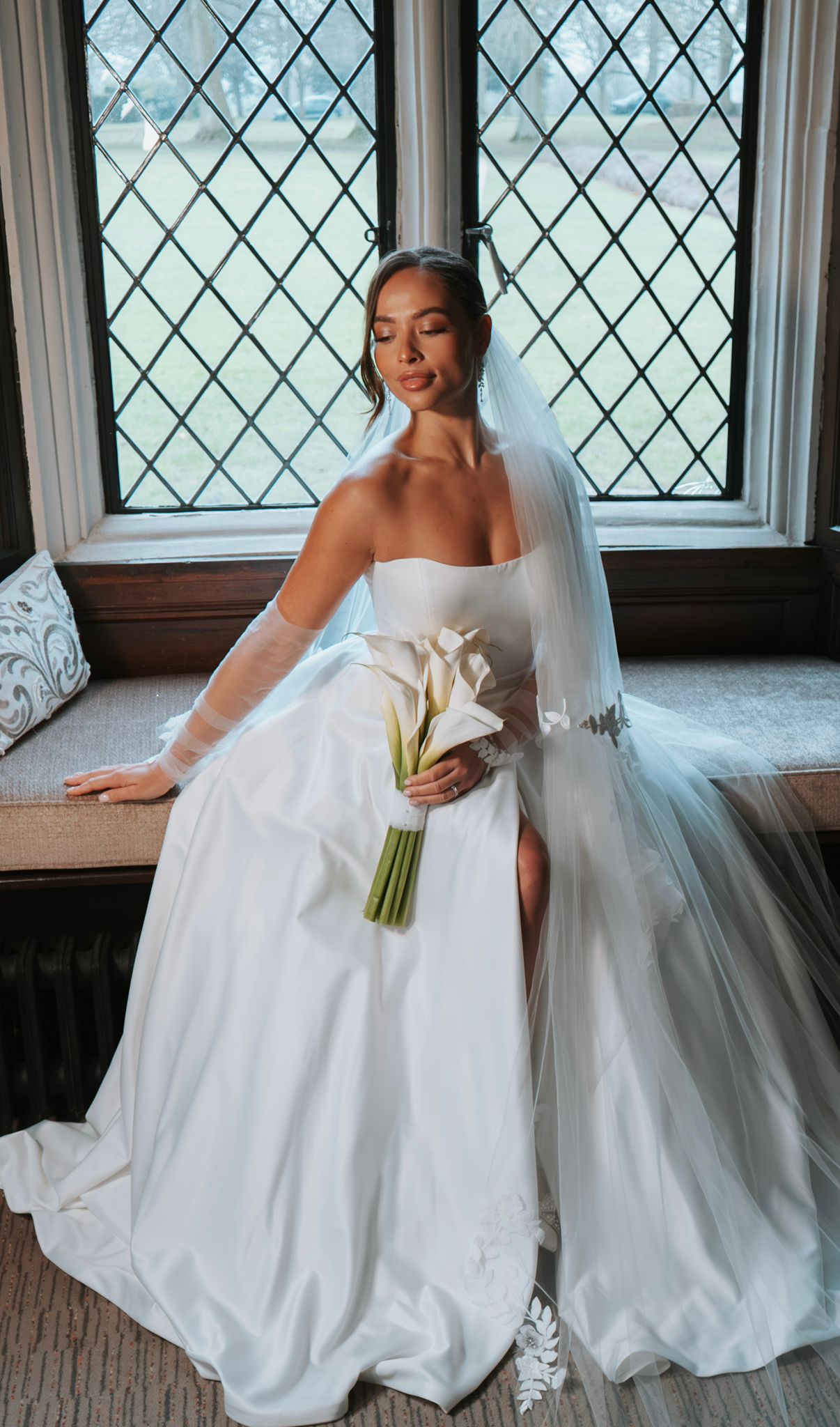 Wedding floral arrangement 11